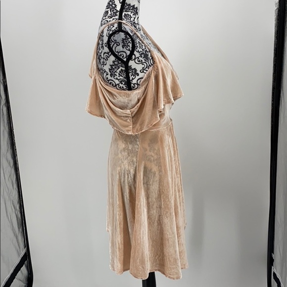 WAYF Cold-Shoulder Velvet Wrap Dress pink ties - Picture 11 of 15